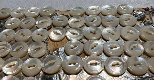 Antique mother pearl - 6x,