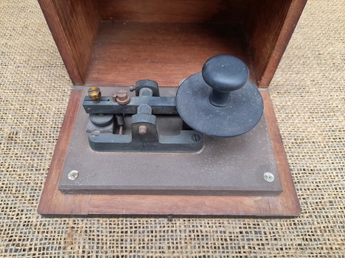 Early military morse telegraph - early,