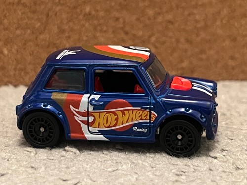 Rally style custom - alloy, 1:64