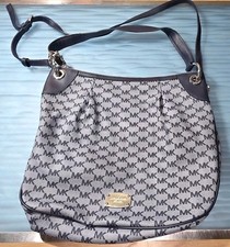 Michael Kors Jet Set Item