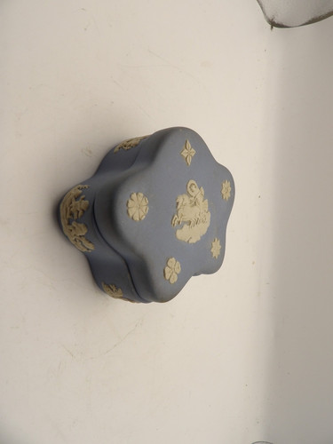 Vintage blue wedgwood - blue, jasper