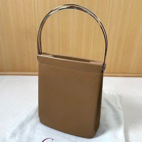 Cartier trinity leather bag - cartier,