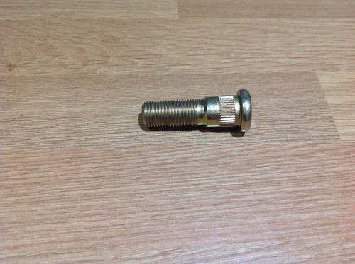 Massey ferguson rear wheel - rear,