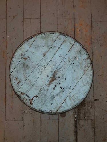 Reclaimed oak barrel lid - reclaimed,