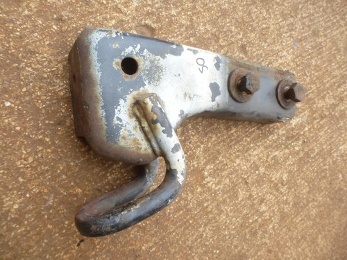 T25 rear bumper bracket - rear,
