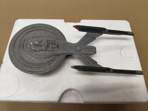 Star trek picard uss intrepid - star,