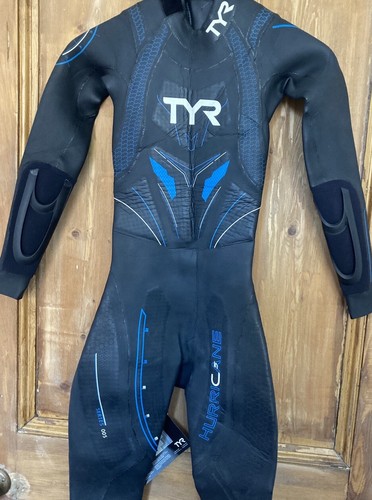 Tyr hurricane cat - tyr,