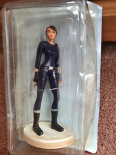 52 NEW IN BOX Lara Croft En