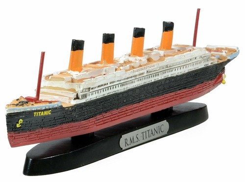 Titanic collectors resin model - resin,