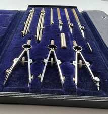 Vintage Set of Lee Guiness