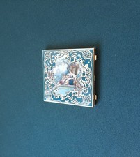 Compact Antique Gold Vintage