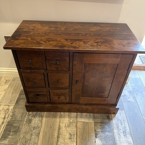 Laura ashley garrat - laura,