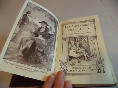 Les miserables victor hugo old - victor,