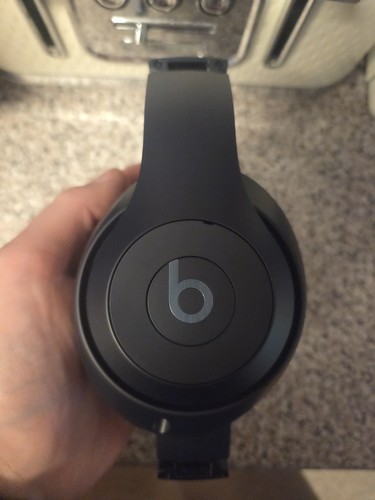 Beats studio pro over - studio,