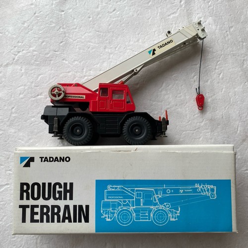Tadano rough terrain - terrain, crane