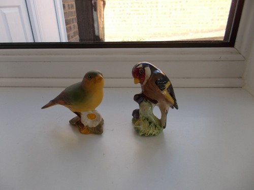 Beswick goldfinch 2273 - beswick,