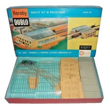 HORNBY DUBLO 5083 TERMINAL OR THROUGH STATION COMPOSITE KIT BOXED