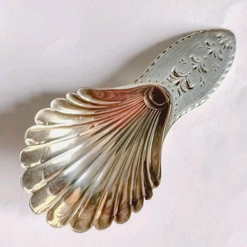 Georgian solid silver caddy - ,
