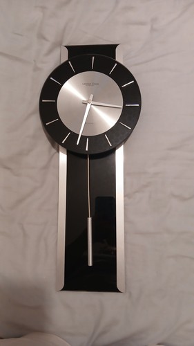 London clock modern - london, co