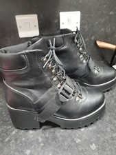 Size 4 Chunky  Platform  Boots  3 inch Chunky Heel Excellent Worn Once  Grunge