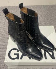 Ganni Women’s Black Mid Heel