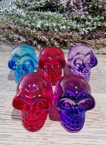Smelting quartz skull - skull, carved