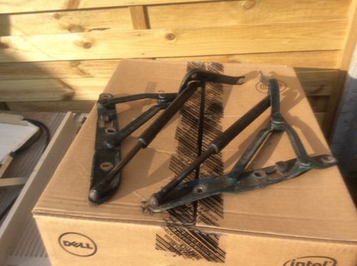Bmw e39 boot hinges pair - x2, 5