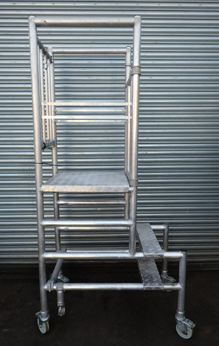 Lyte aluminium podium steps - aluminium,