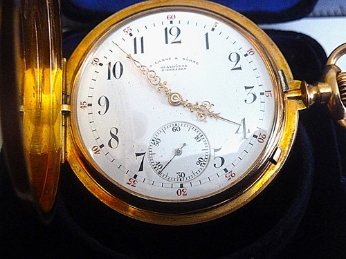 18k solid gold - solid, hunter