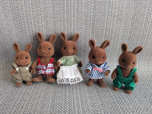 Sylvanian families wildwood - families,