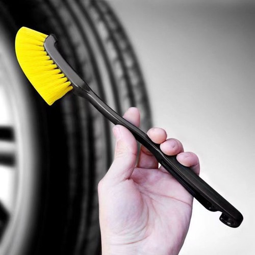 Car tire rim scrub clean - scrub,
