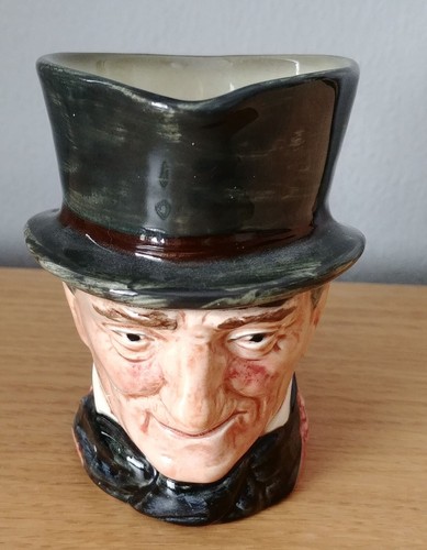 Royal doulton character toby - royal,