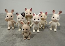 Lot of 7 Sylvanian Families