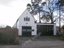 Photo 6x4 Ambulance Station