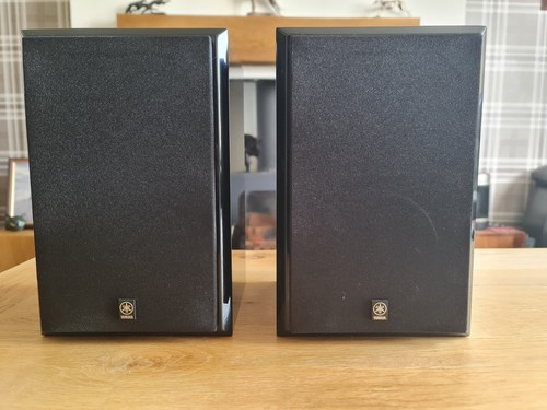 Yamaha e300 bookshelf - yamaha,