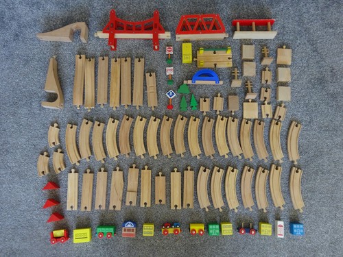 Wooden train set - wooden, pieces