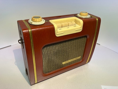 Vintage transistor radio ever - vintage,