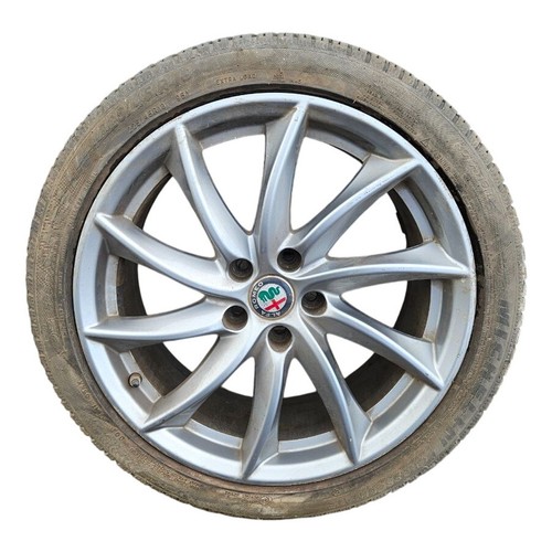 Alfa romeo giulia - alfa,