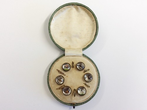 Antique glass intaglio hunting - antique,