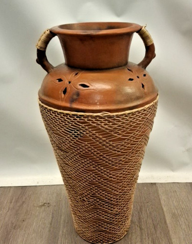 Vintage hancrafted terracotta - hancrafted,