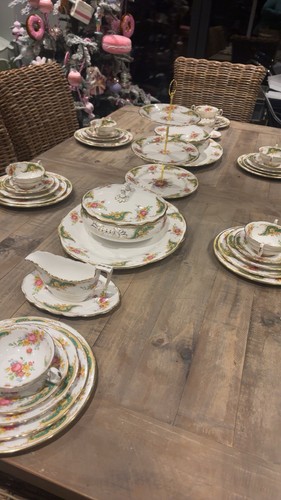 Stunning antique royal - stunning,