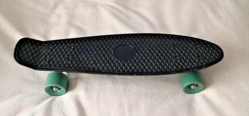 Black 22inch penny board - black,