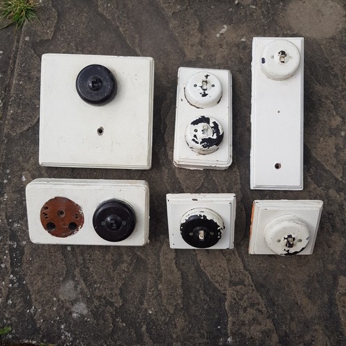 Vintage bakelite light - bakelite,