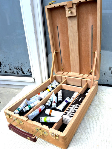 Chartsworth artist wooden box - chartsworth,