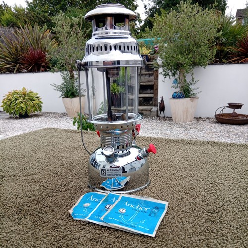 Anchor lamp paraffin pressure - paraffin,