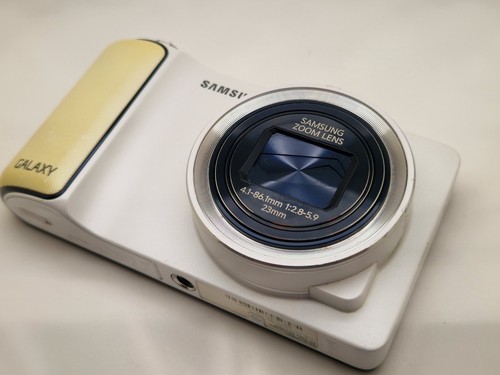 Great condition white samsung - white,