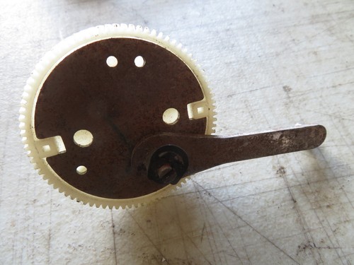 Lucas windscreen wiper motor - lucas,