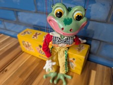 Pelham Puppets Frog SL9 1960s
