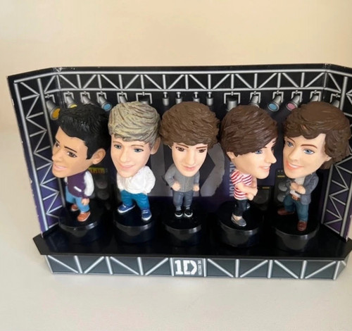 One direction dolls celebz - one,