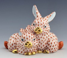 🦋 MINT HEREND Snuggling